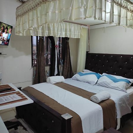 Executive Suite - Self Check Inn Kisumu Bagian luar foto